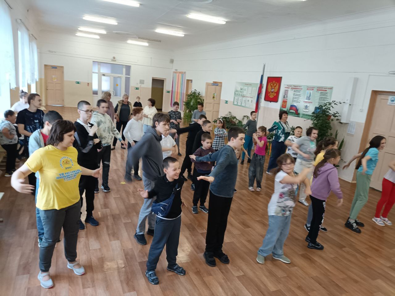 &amp;quot;День веселых стартов&amp;quot;. Сегодняшний день был посвящён спорту. Были проведены &amp;quot; Веселые старты&amp;quot; и дети рисовали свои любимые виды спорта..