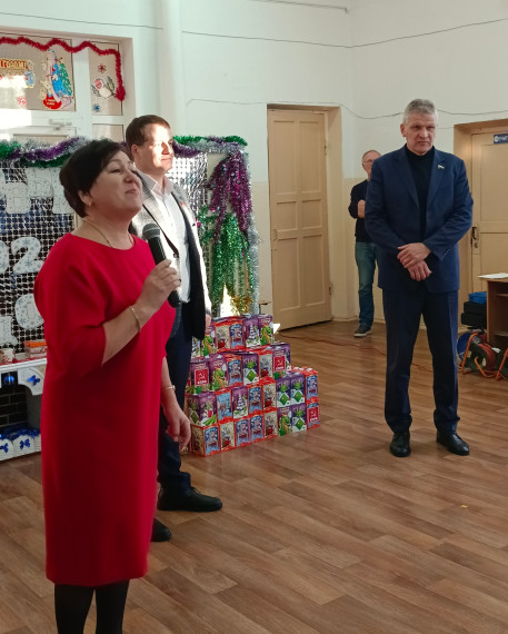 Поздравление учеников с Новым годом.